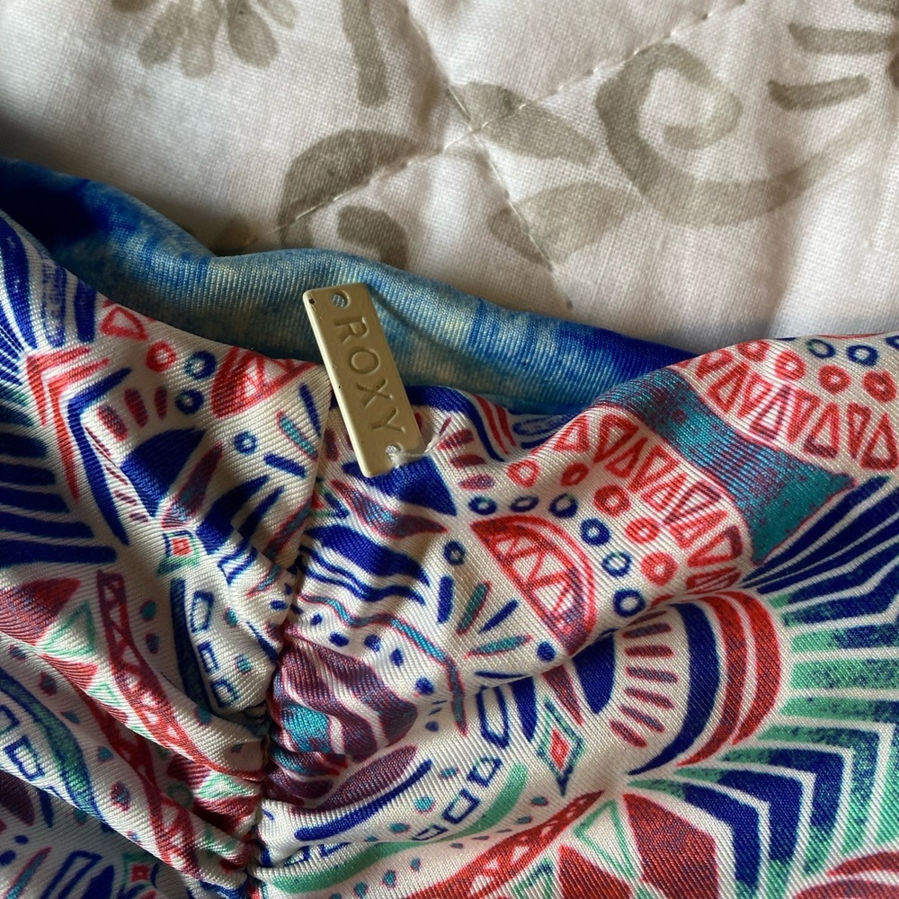 Roxy Reversible Pattern Bikini - Picture 3 of 5